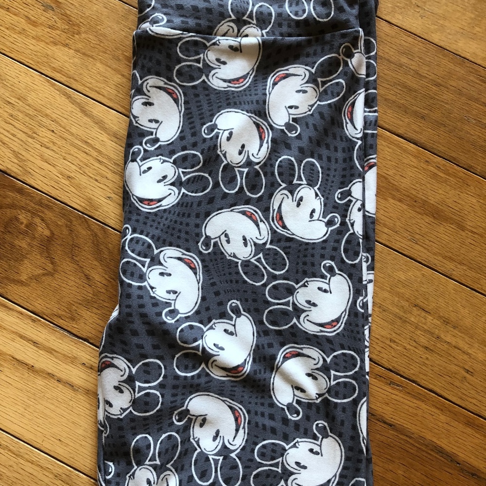 New LuLaRoe Collection for Disney OS Leggings